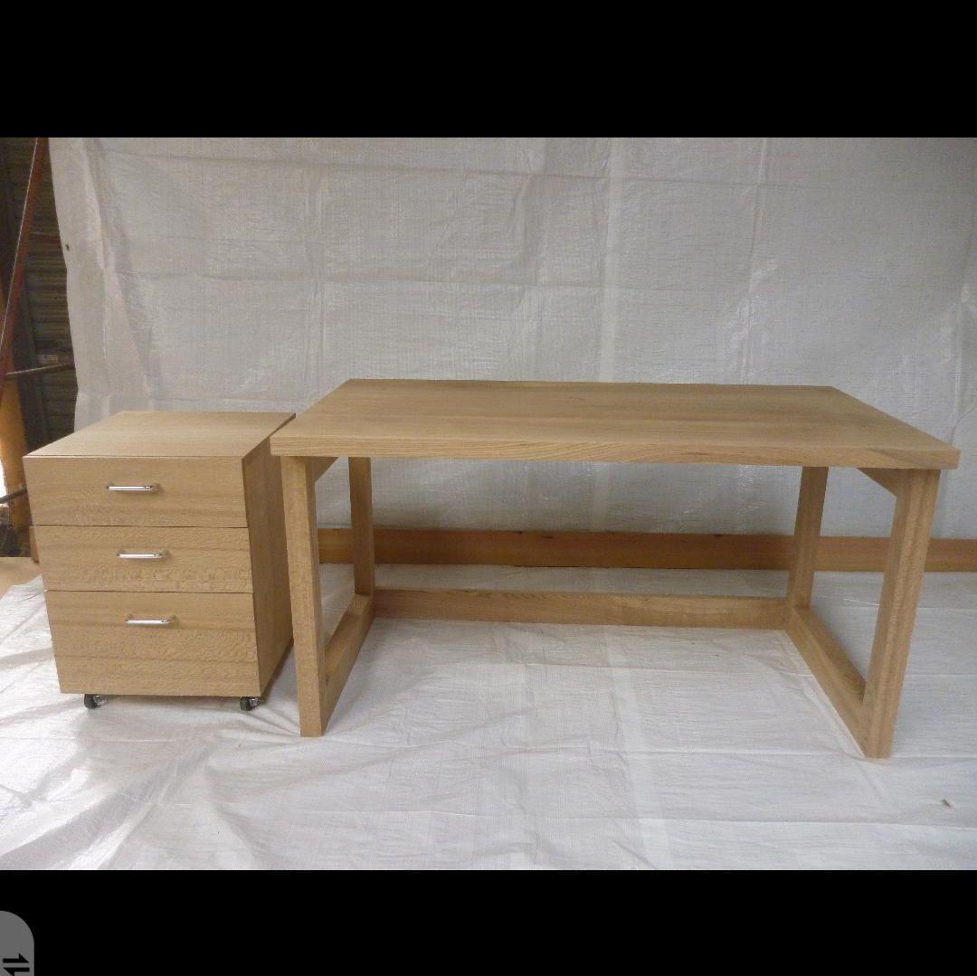 送料込み　楡　ニレ　デスク　キャスター　引き出し　勉強机　無垢材　番号30