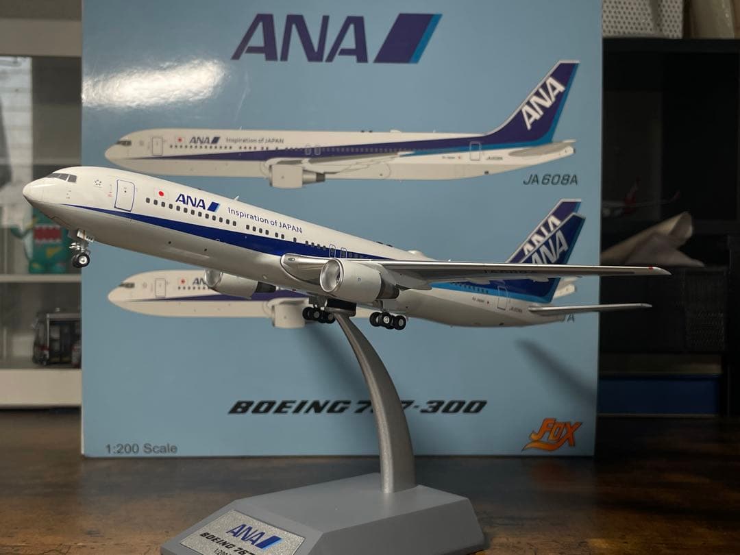 ANA B767-300 1/200 JFOX製 - メルカリ
