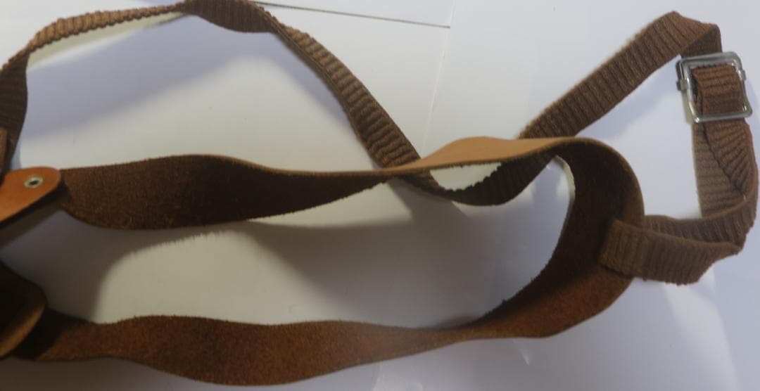 貴重　自動拳銃用（ワルサーＰＰＫ・モーゼルHSC等）革製ショルダーホルスター