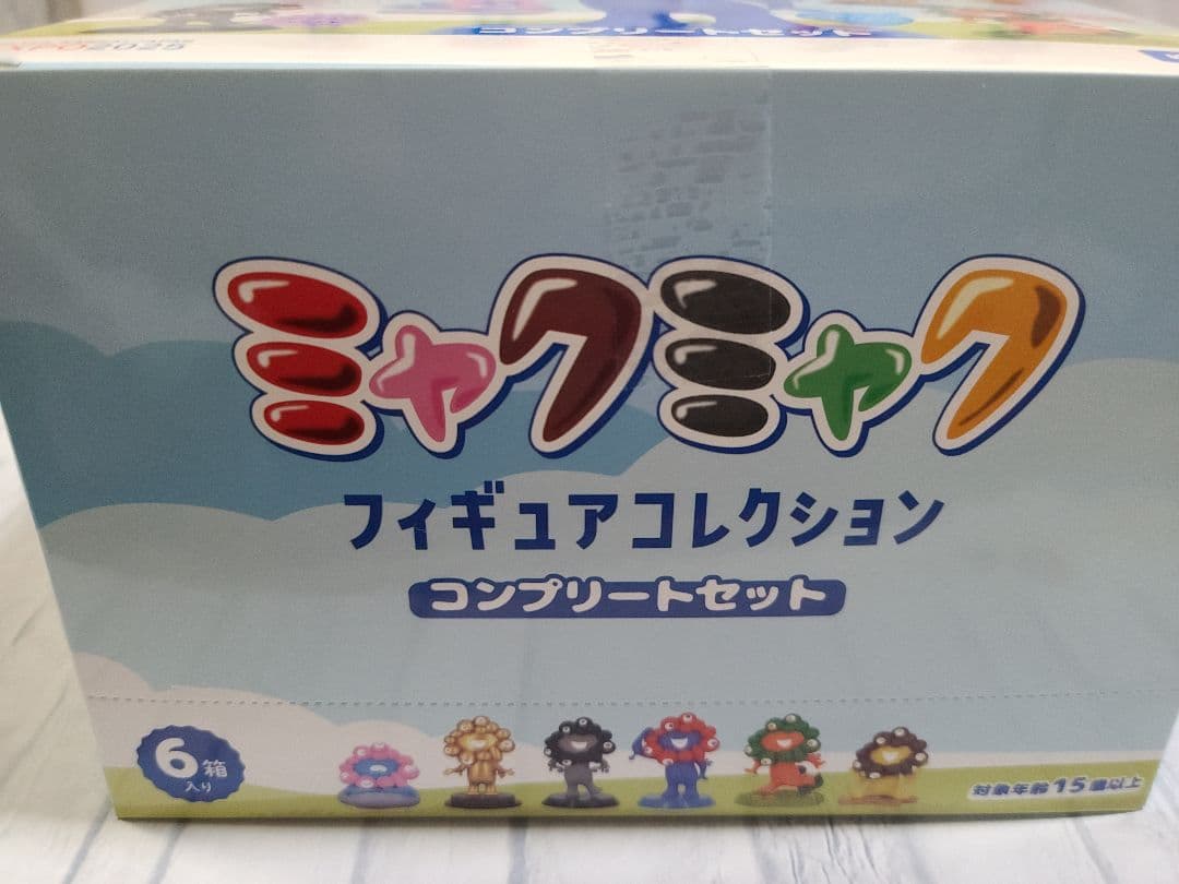 大阪万博会場内限定商品！ ミャクミャクフィギュアコレクション