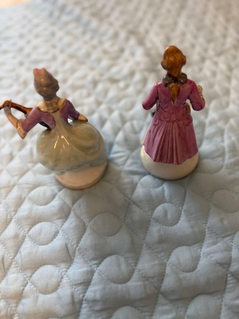 クラシックスタイル 陶器 置物 男女像