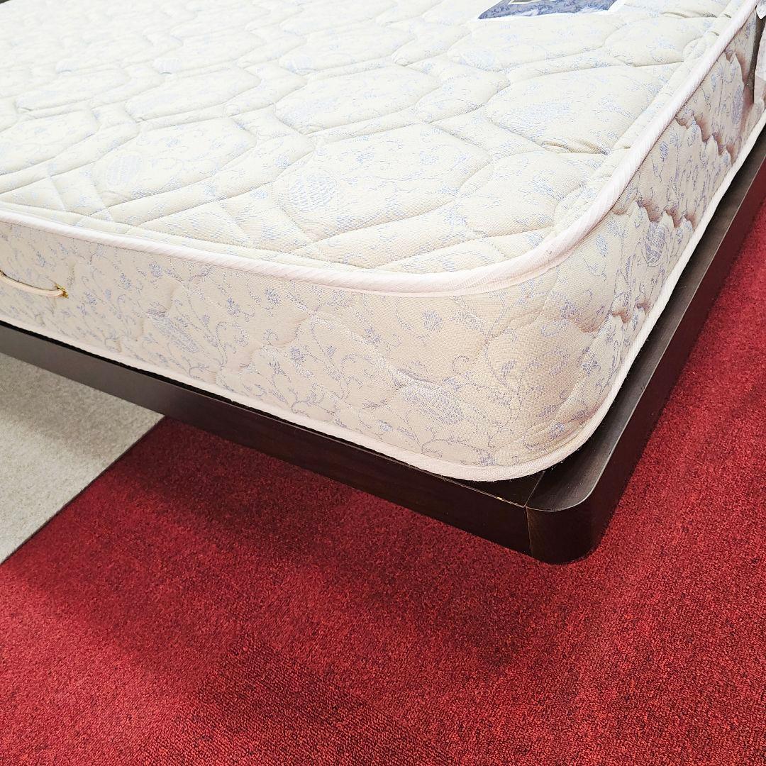 茶色のセミダブルベッド bed 東京23区全域送料無料