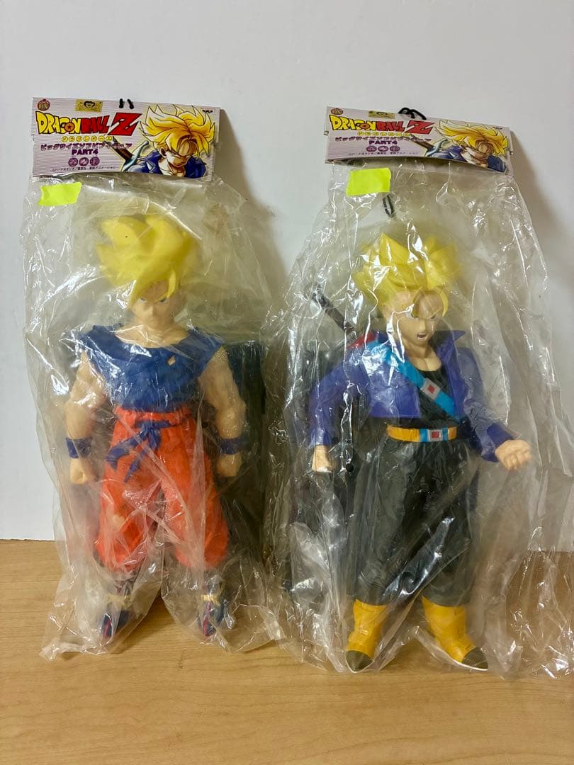 ドラゴンボール　ゼット　ビッグサイズソフビフィギュア　トランクス　悟空　フリーザ
