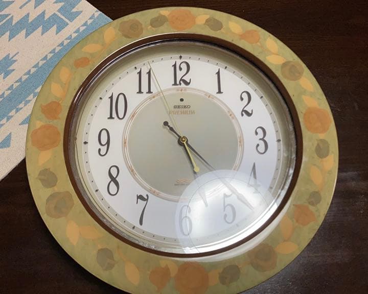 セイコー プレミアム 電波掛時計木象嵌 LS219Mセイコー プレミアム 電波