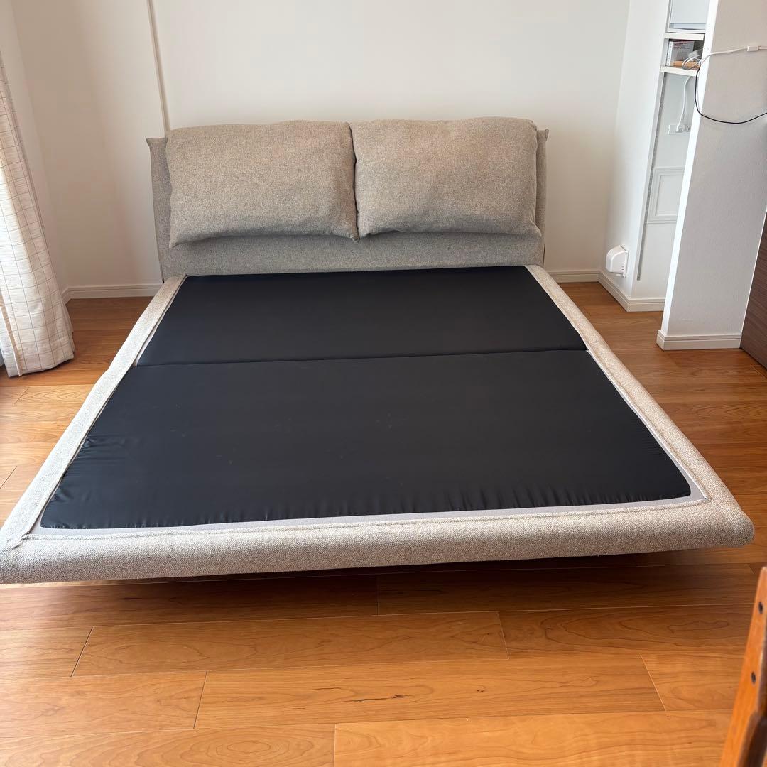 まき様☆超美品☆ACTUS アクタス SOSIAクイーンベッド ファブリック