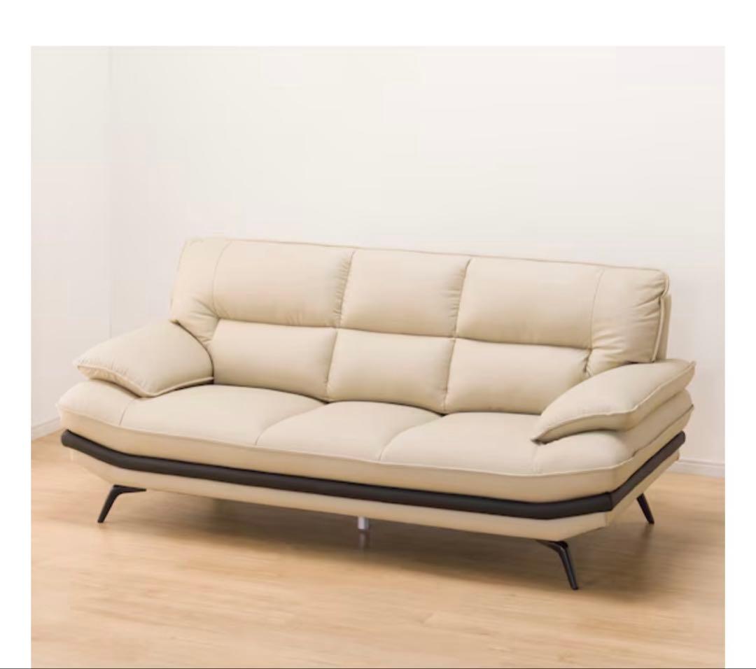 《送料込み》ニトリ　ソファー　レザー　ベージュ　3人掛け　ロゾKD BE 革製