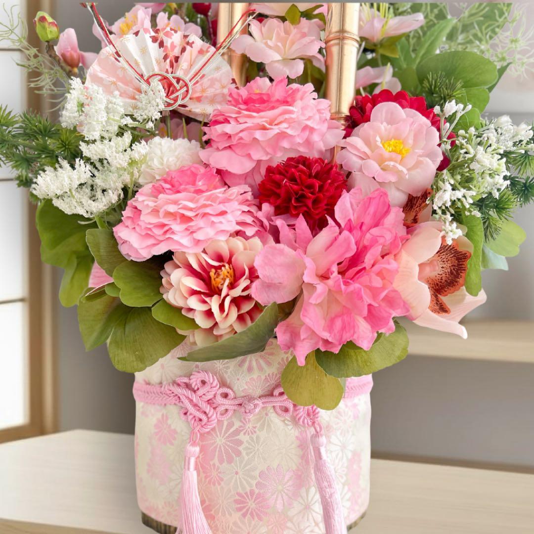 ㉕ 和モダン門松 M｜可憐な花々と竹が奏でる、モカアンドマルシェの迎春アレンジ