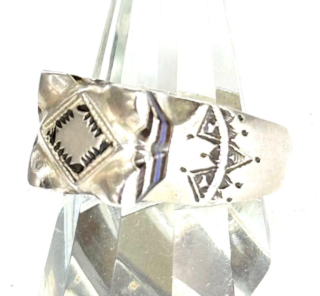 トゥアレグ族　ハンドメイド　さシルバーリング