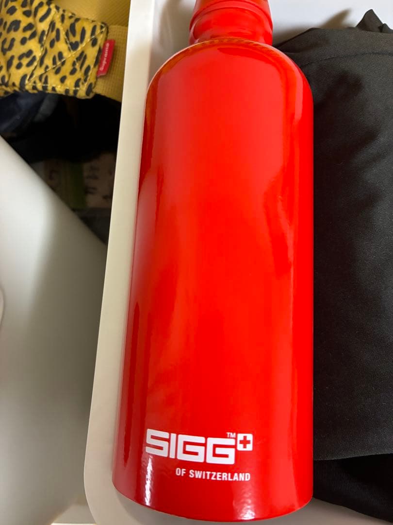 弁当箱・水筒 Supreme Sigg Traveller 0.6L Water Bottle