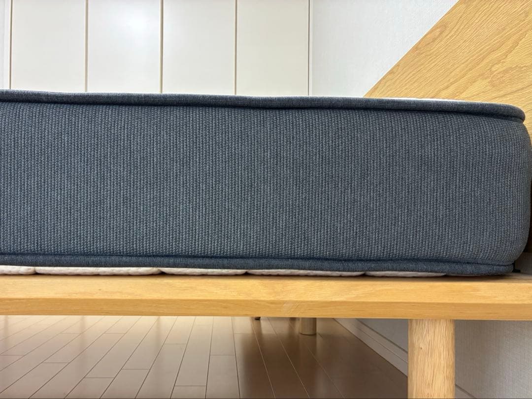 【写真追加】（美品）NELL セミダブル マットレス