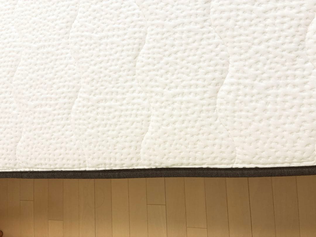 【写真追加】（美品）NELL セミダブル マットレス