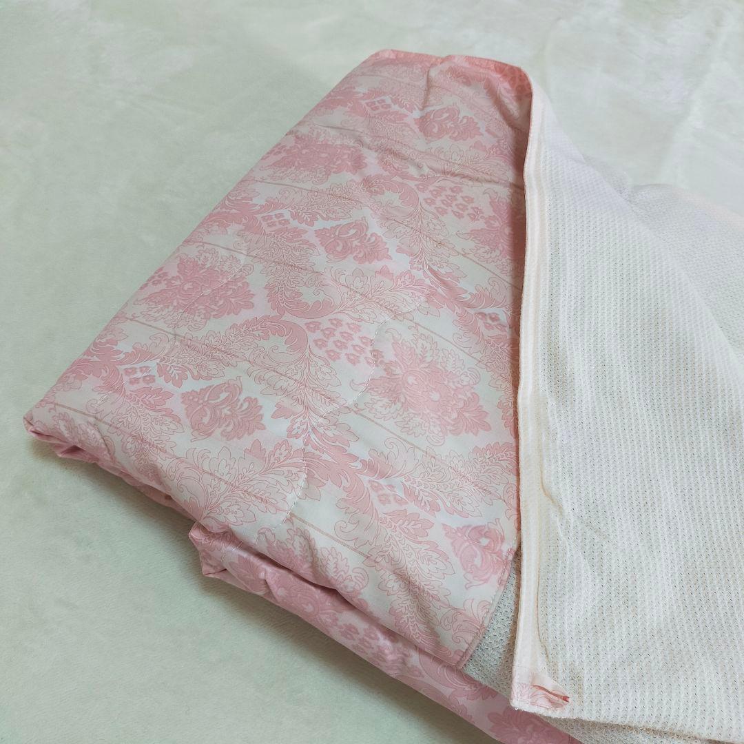 未使用品　中綿シルク100%　0.5kg　ウォッシャブルシルクケット　真綿布団