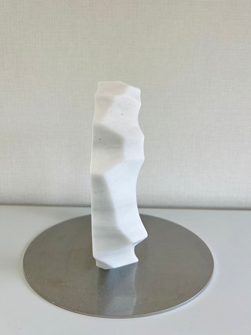 Kate Thomson(ケイト トムソン) 彫刻 : 大理石/片桐宏典 - メルカリ