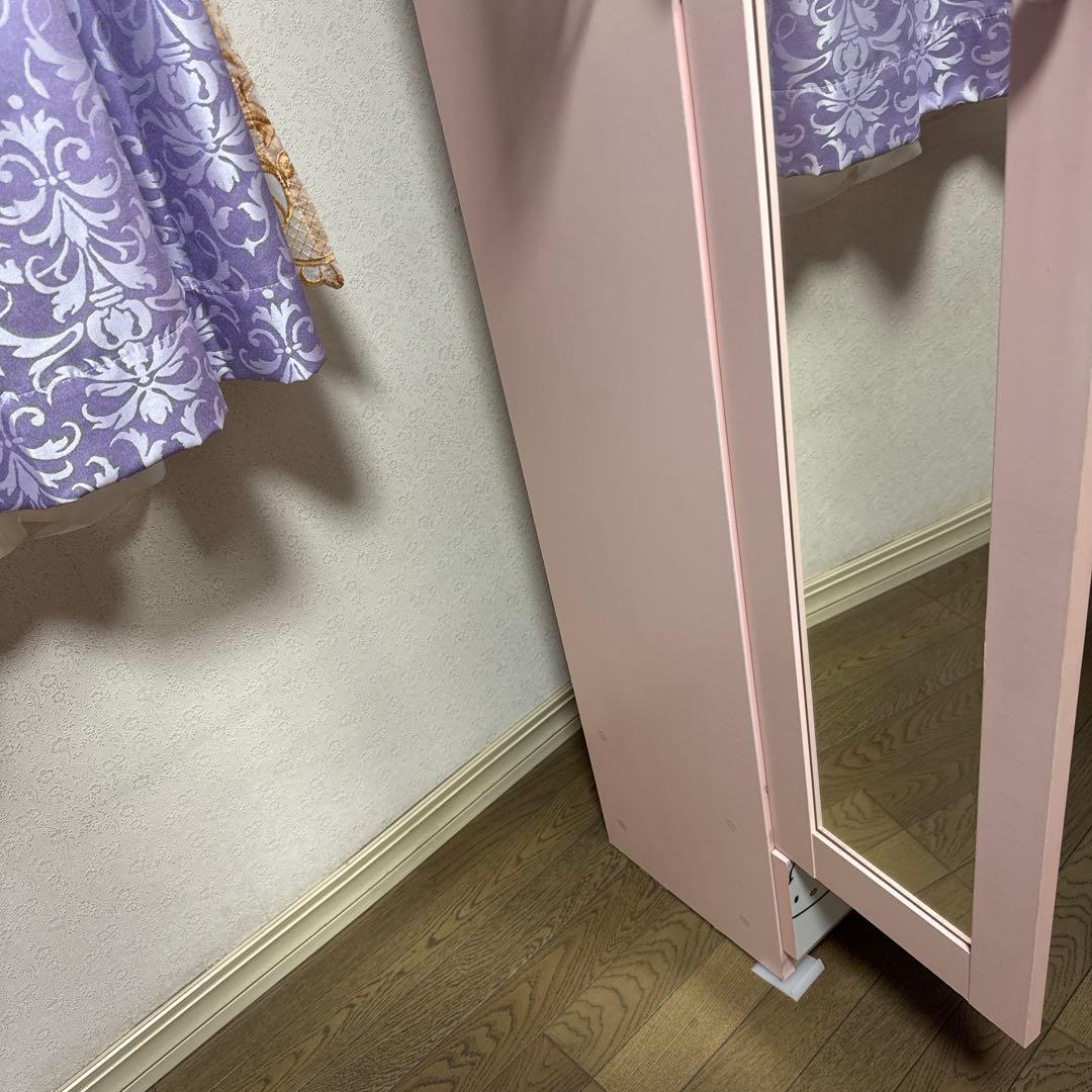 ハローキティ キティちゃん　レース付き　ミラー付きピンク棚