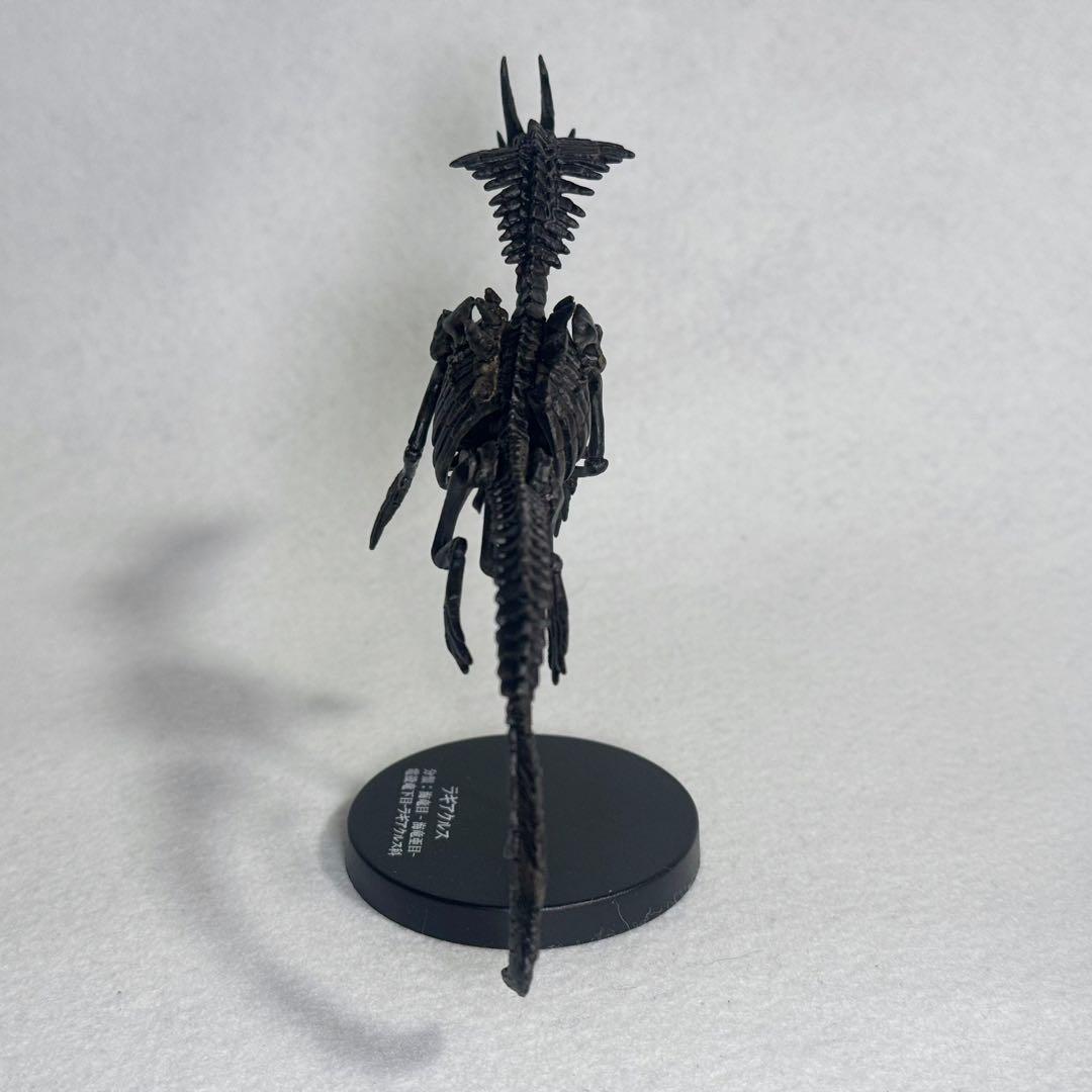海竜ラギアクルス 化石フィギュア モンスターハンター モンハン - メルカリ