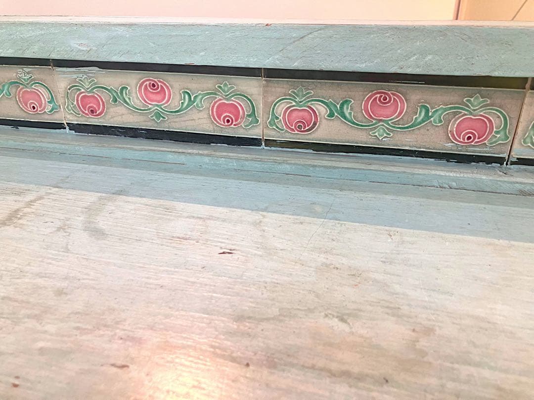 フレンチアンティークキャビネット ガラス扉付き