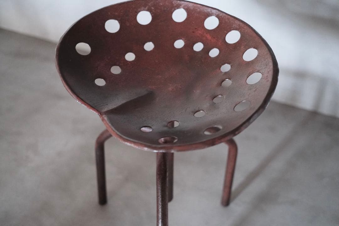 ビンテージ アイアン トラクタースツールアンティークアメリカインダストリアル椅子