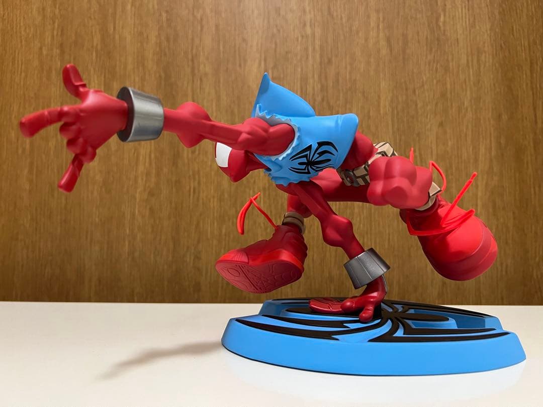 中古美品】サイドショウ アンルーリーインダストリーズ スカーレット