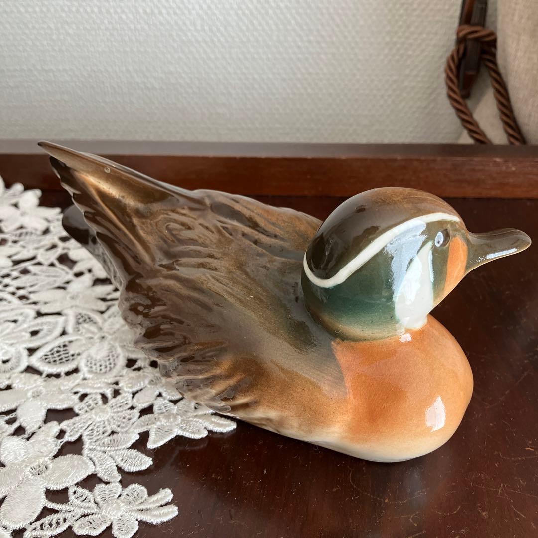 ロモノーソフ　鴨のフィギュア