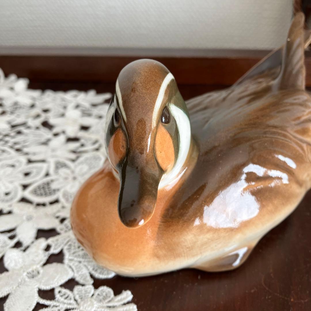 ロモノーソフ　鴨のフィギュア