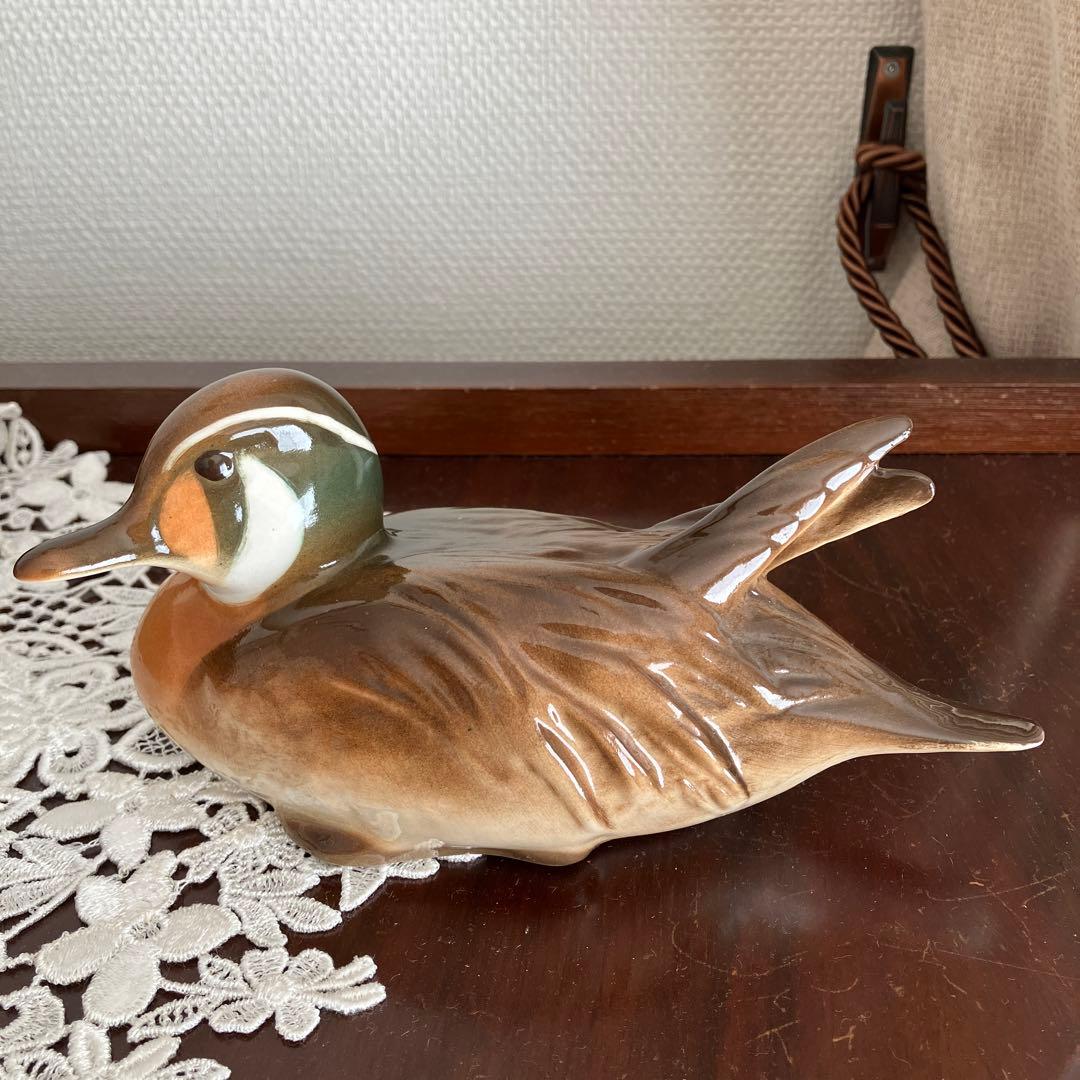 ロモノーソフ　鴨のフィギュア