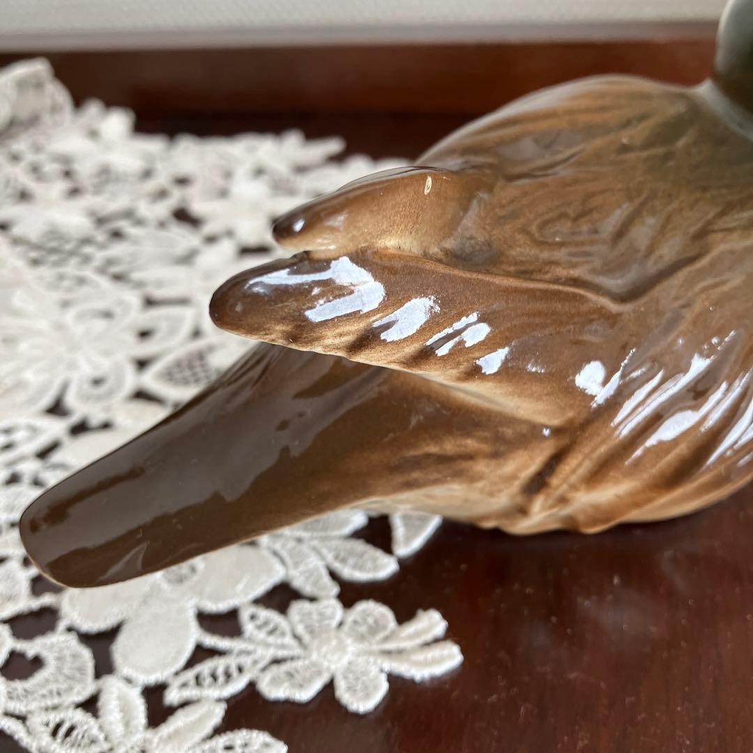 ロモノーソフ　鴨のフィギュア