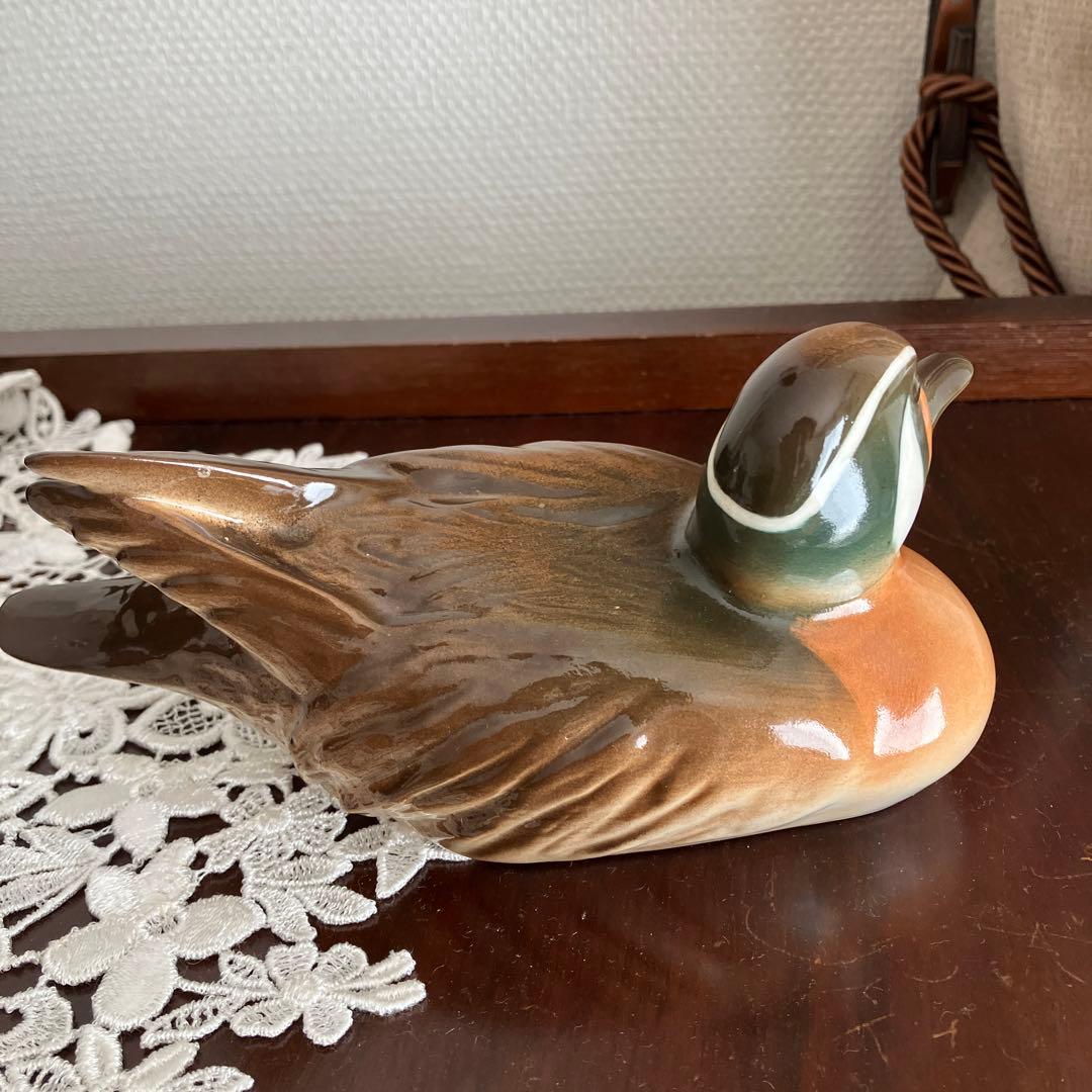 ロモノーソフ　鴨のフィギュア