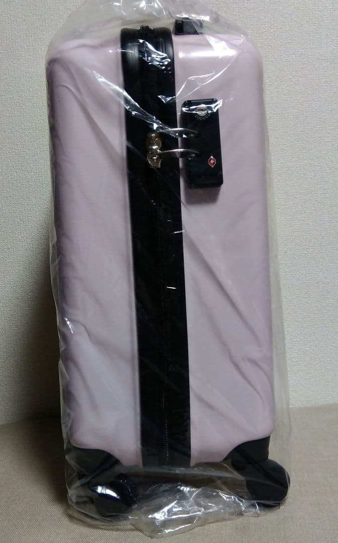 Lil ala mode×サンリオキャラクターズ 当りくじ キャリーケース - メルカリ