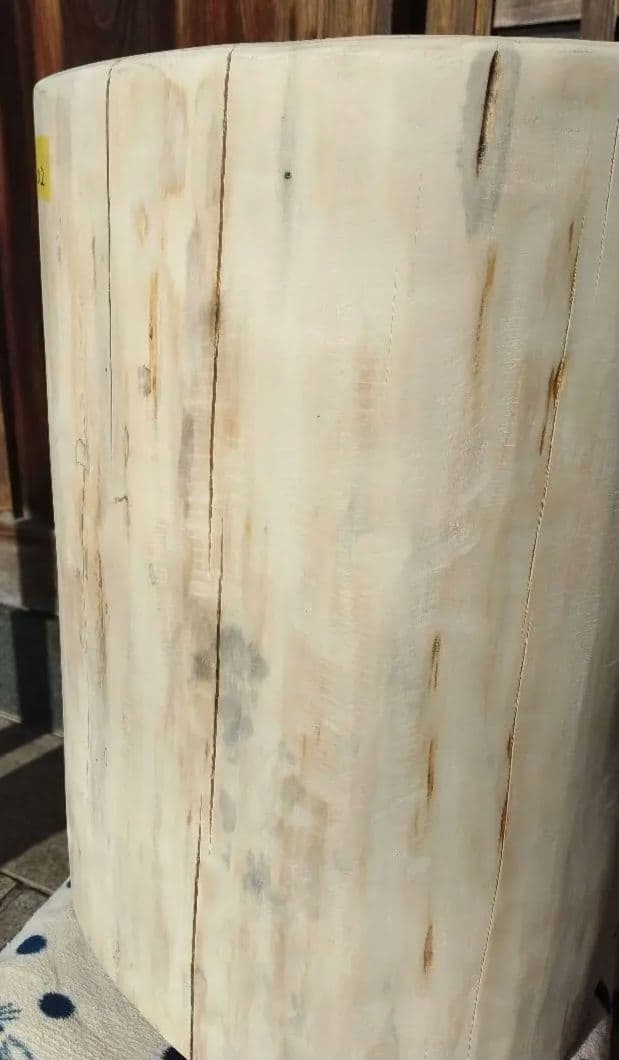 【H-102】 ヒノキ　檜　丸太　椅子　イス　テーブル　花台　飾り台　送料無料