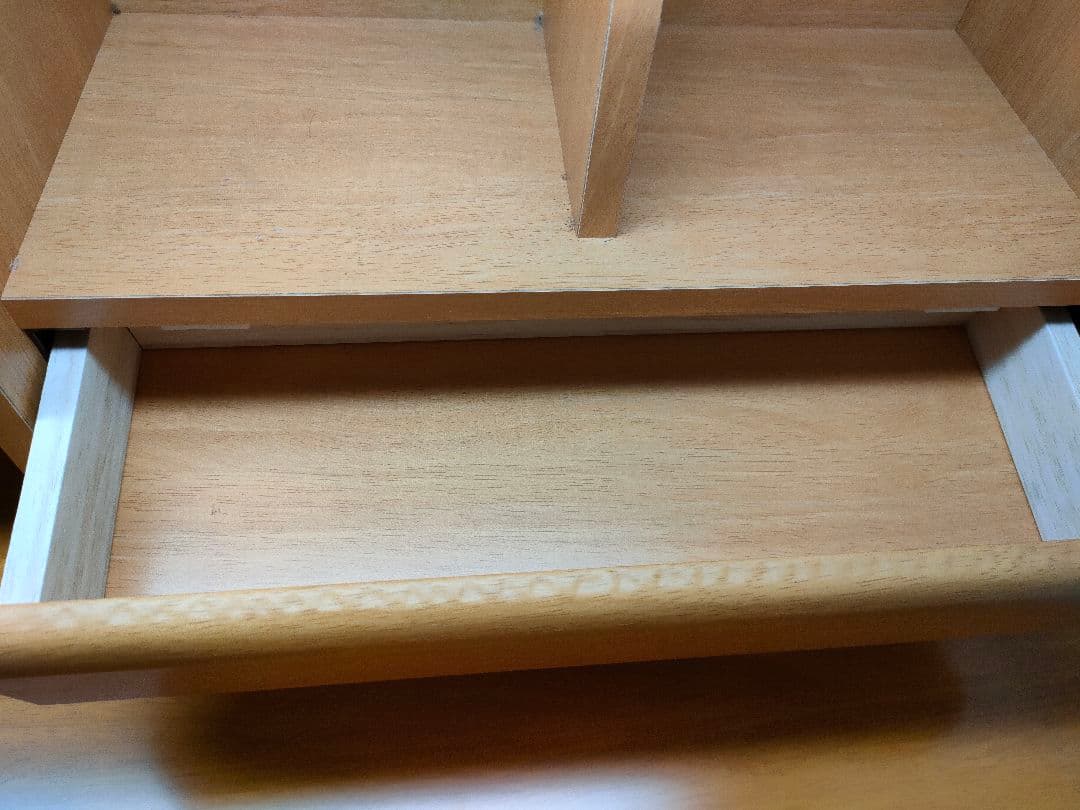 りんごくろがね工作所　学習机