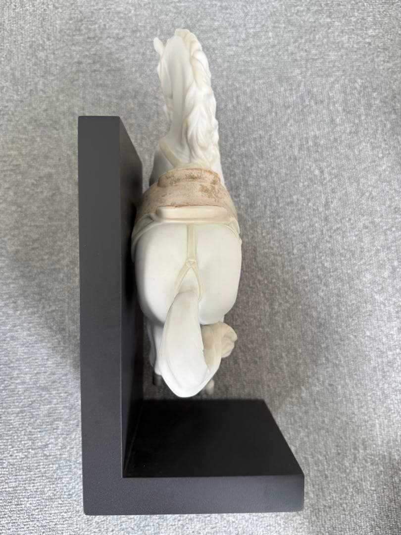 リヤドロ　跳躍