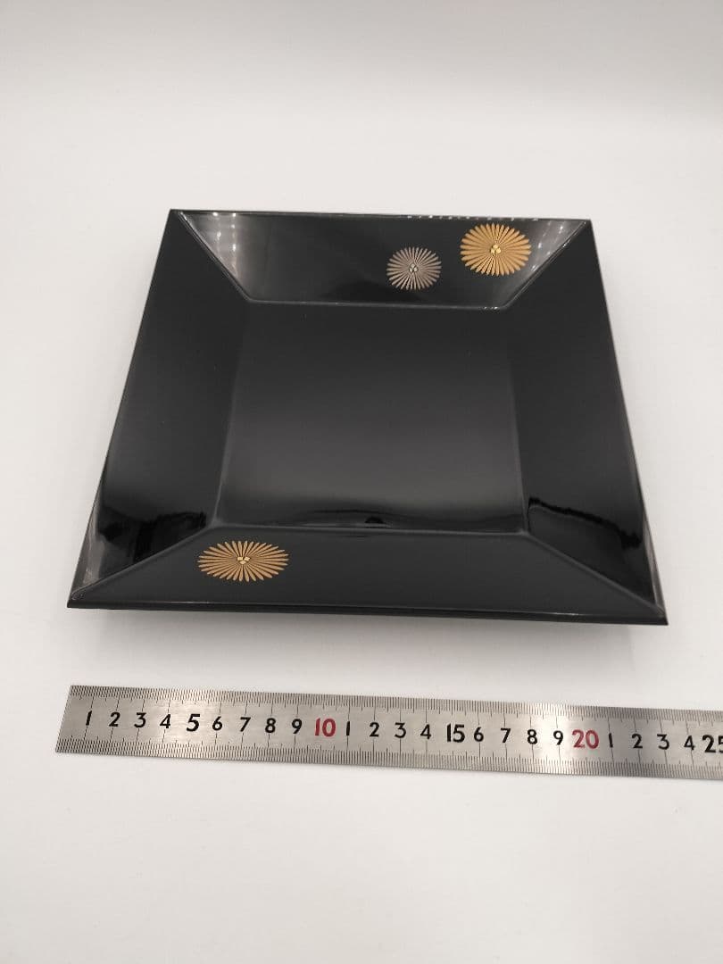 a831 【未使用】輪島塗 四方盆 唐松 真塗 井口啓 木箱入 茶道具