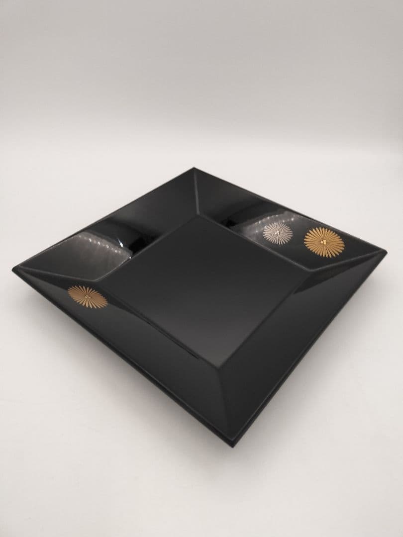 a831 【未使用】輪島塗 四方盆 唐松 真塗 井口啓 木箱入 茶道具