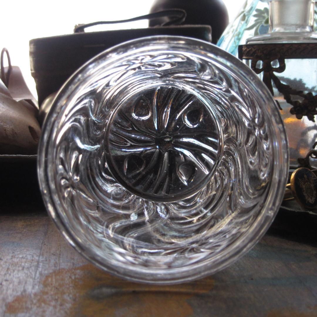 アンティークサンルイ　1900年頃「Moderne」