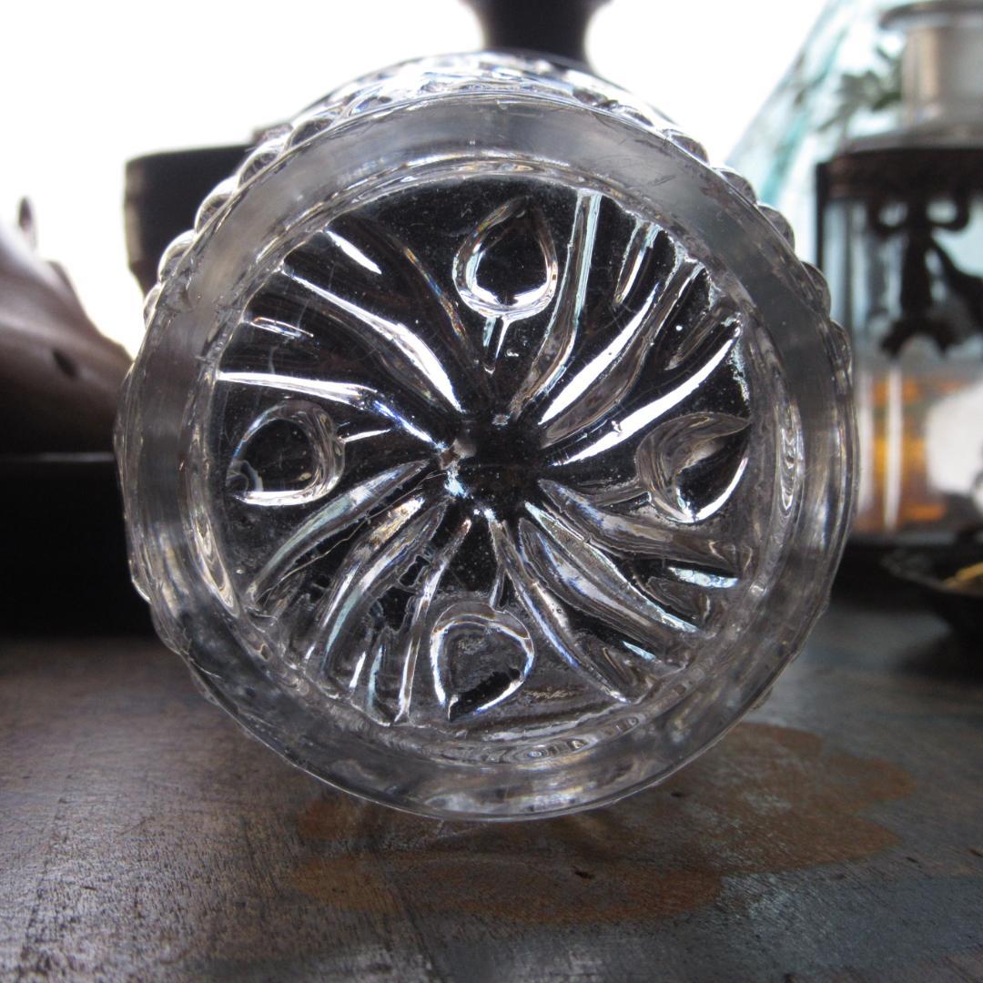 アンティークサンルイ　1900年頃「Moderne」