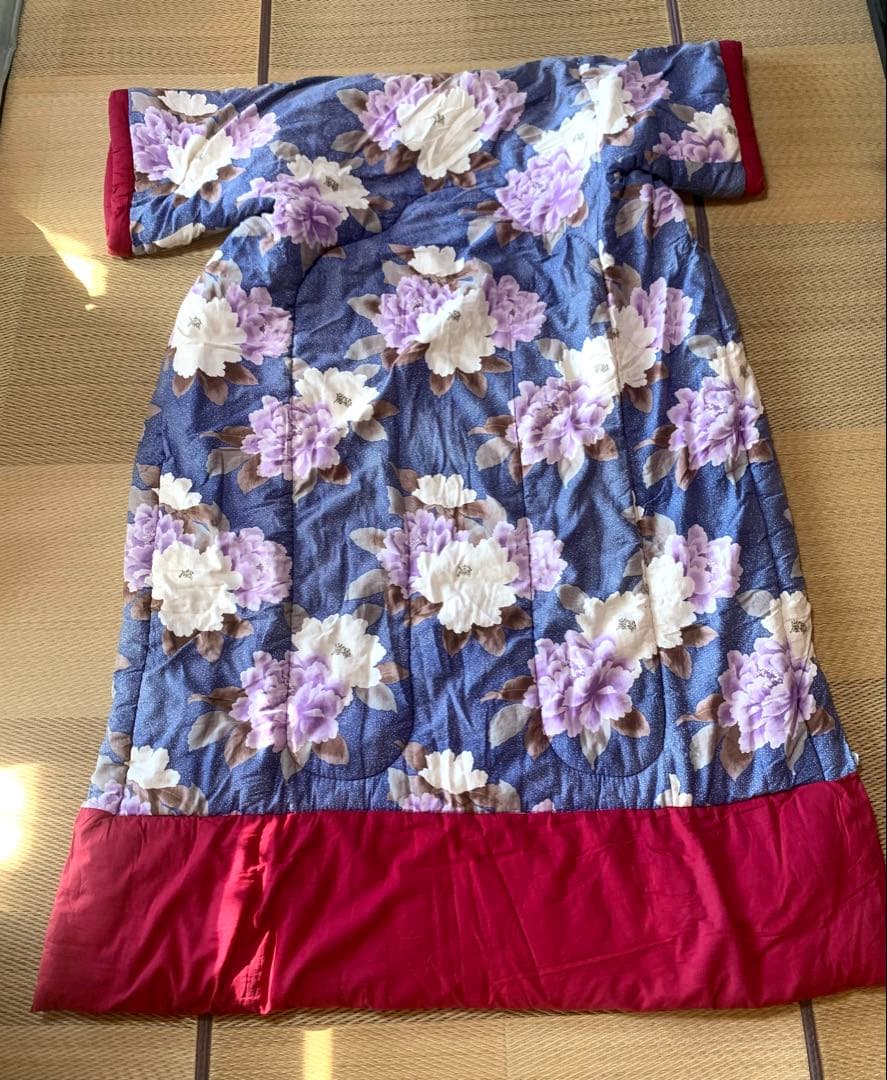 【昭和レトロ】 かいまき布団 掻巻 花柄 鮮やか 和模様 赤 紺 京都 日本製②