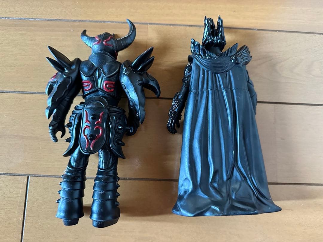 ウルトラマン怪獣シリーズ フィギュアエンペラ星人アーマード