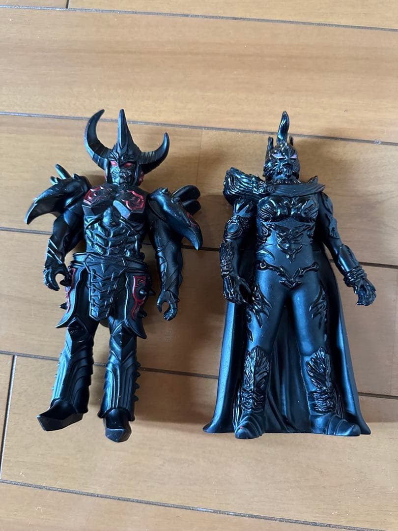 ウルトラマン怪獣シリーズ フィギュアエンペラ星人アーマード