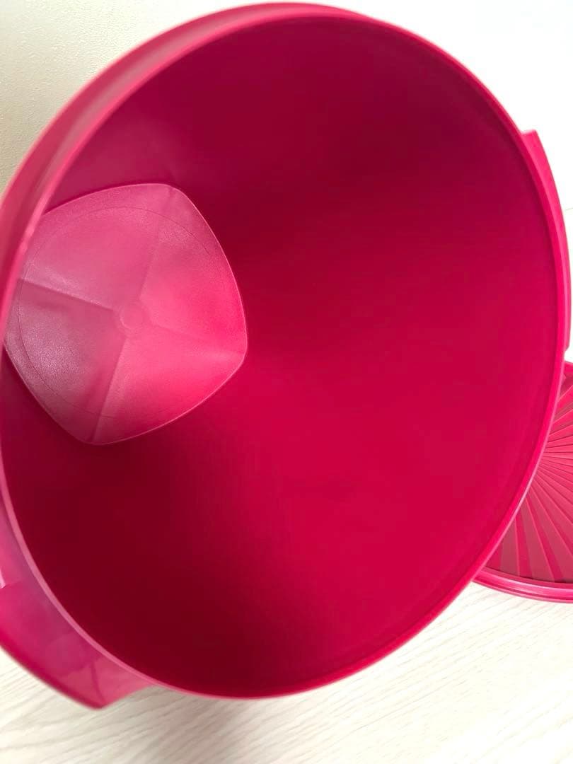 タッパーウェア／新品未使用品　マキシクィーンデコレーター　11リットル　容量大