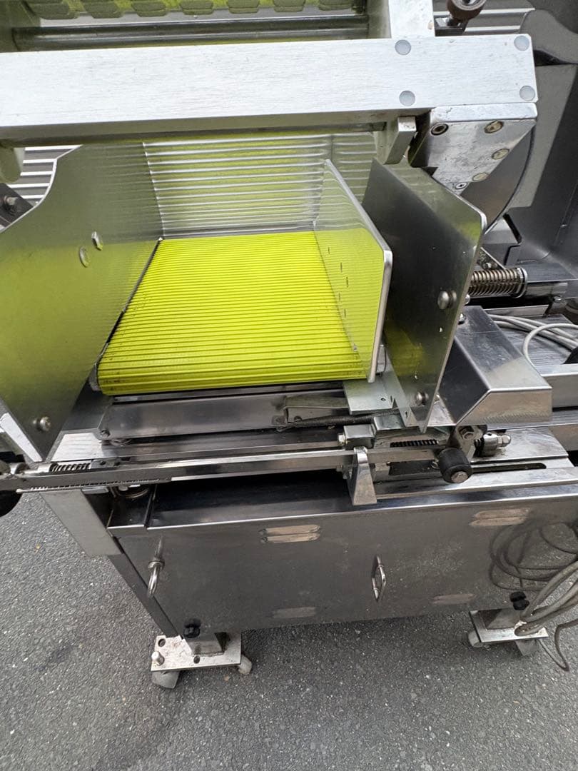 ミートスライサー　NBC-330L Ⅱ中古 動作品　なんつね