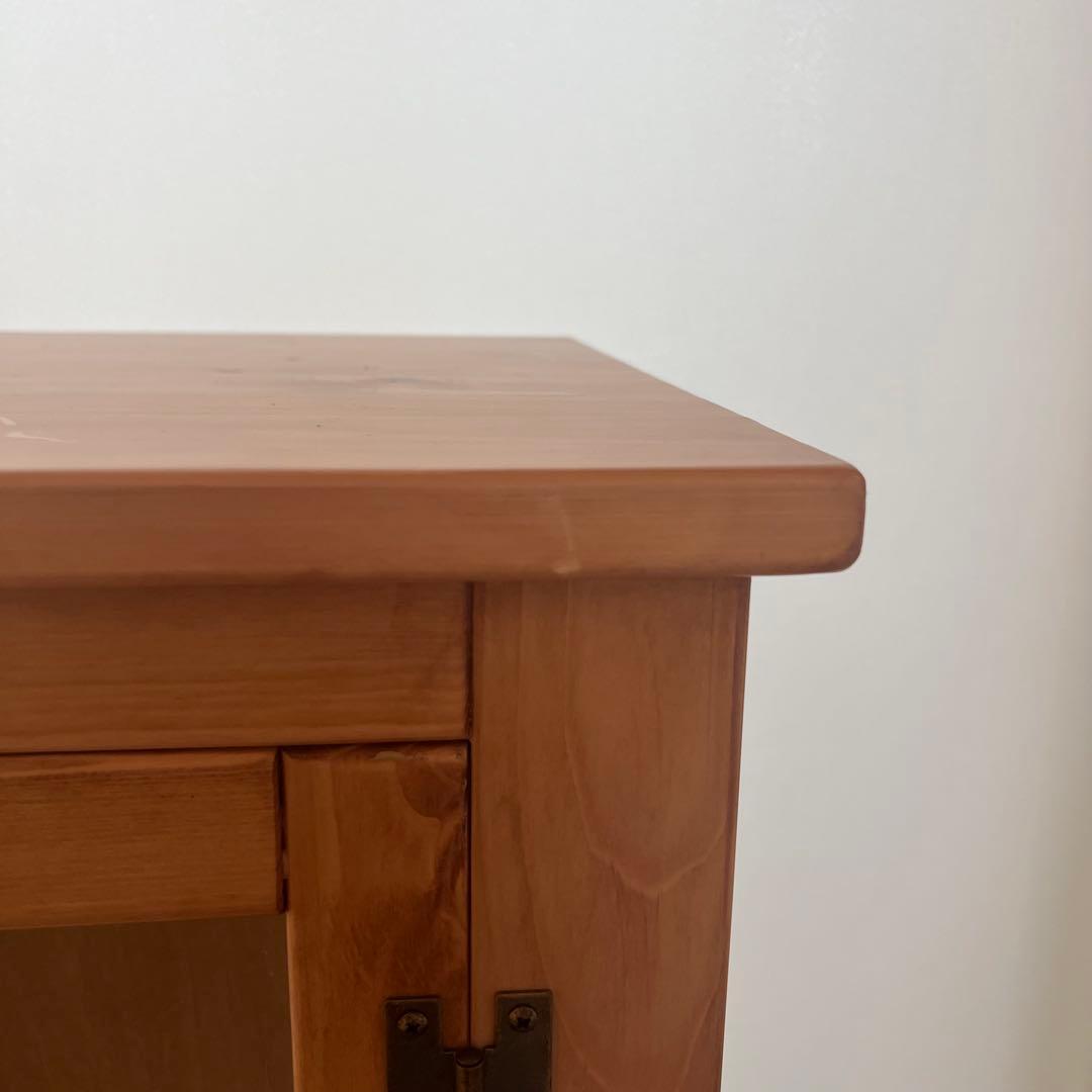 ディスプレイキャビネット　ガラスキャビネット　ガラス棚