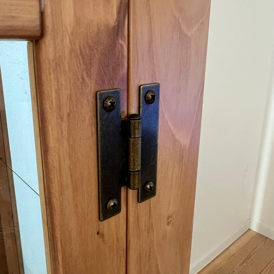 ディスプレイキャビネット　ガラスキャビネット　ガラス棚