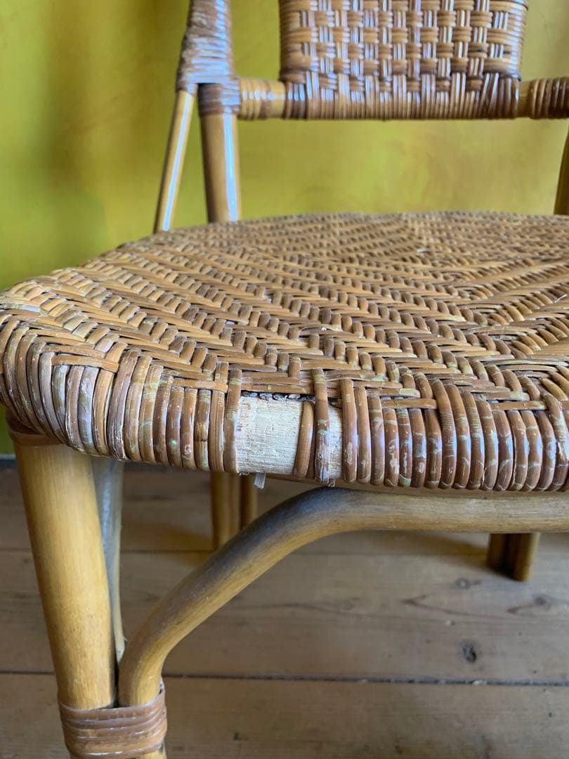 アンティークラタン椅子二脚セット