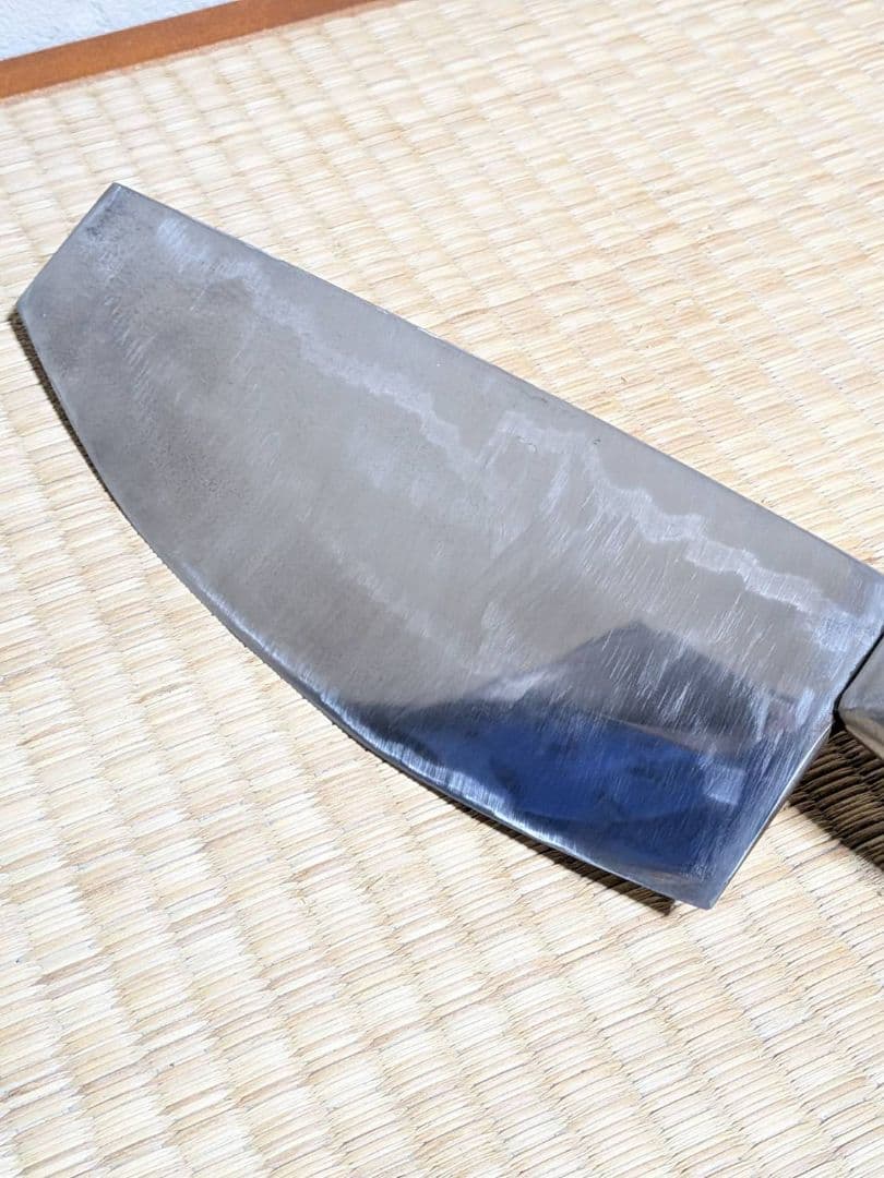 杉本 中華包丁 2号 195mm 杉本刃物 炭素鋼 ハガネ 切れ味抜群 - メルカリ