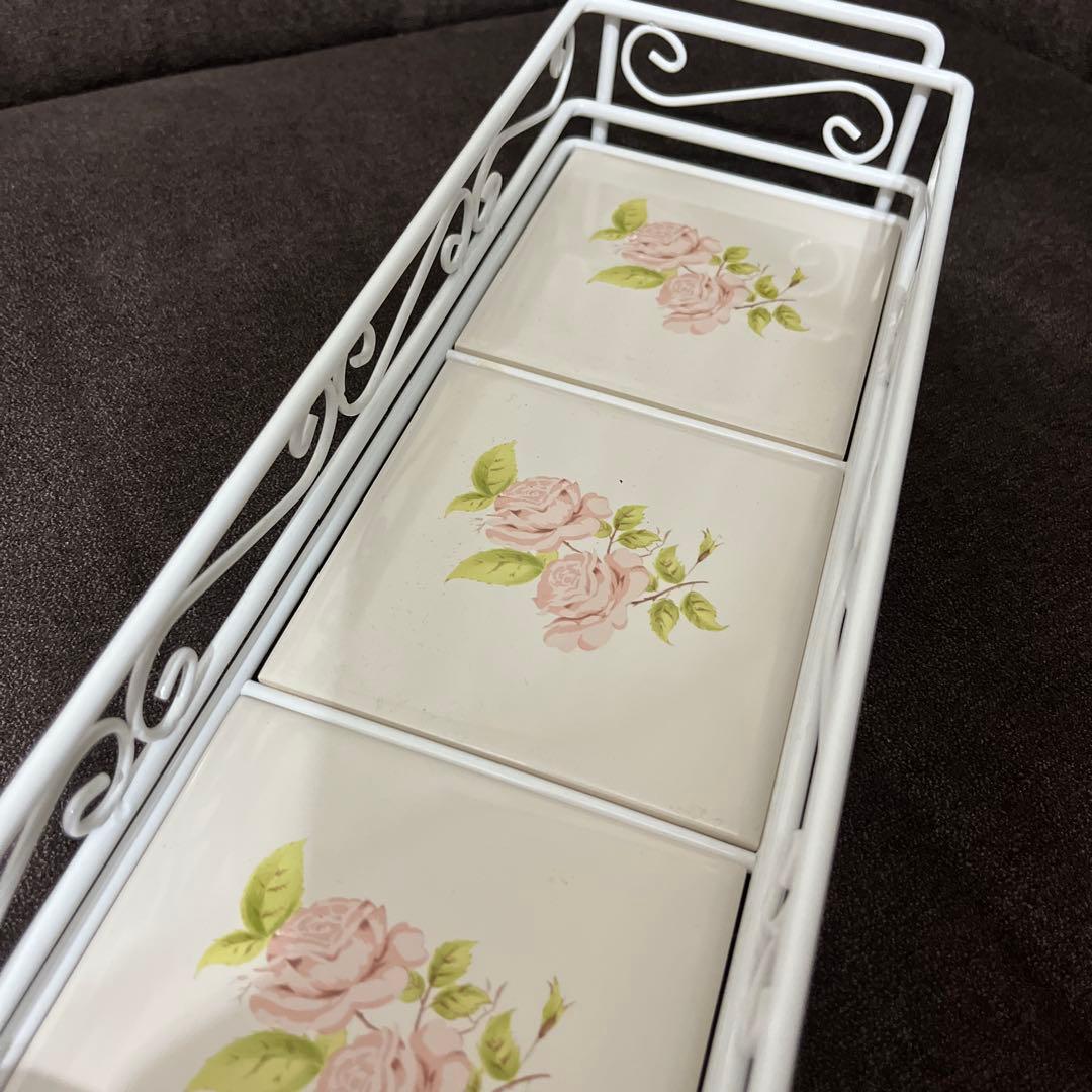 イマン＊ダイアナローズ＊アイアンラック