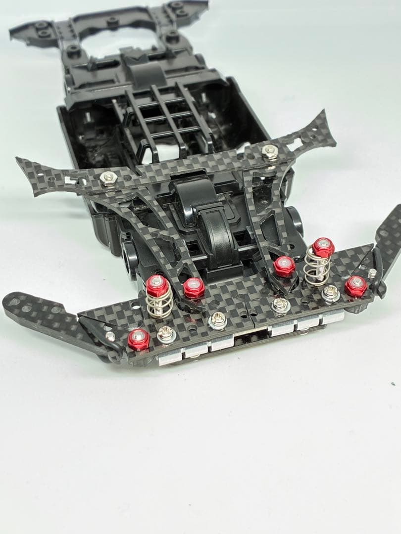 はねかわページ　ミニ四駆　純正カーボンC-ATバンパーとスライドダンパー