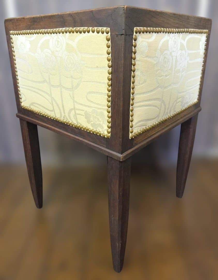 〈現状渡し〉アンティーク コーナーチェア ① セット販売