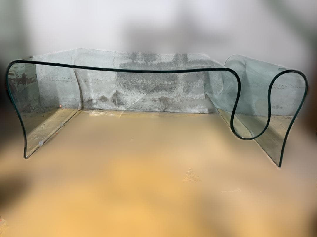 Gliv グリブ ガラステーブル