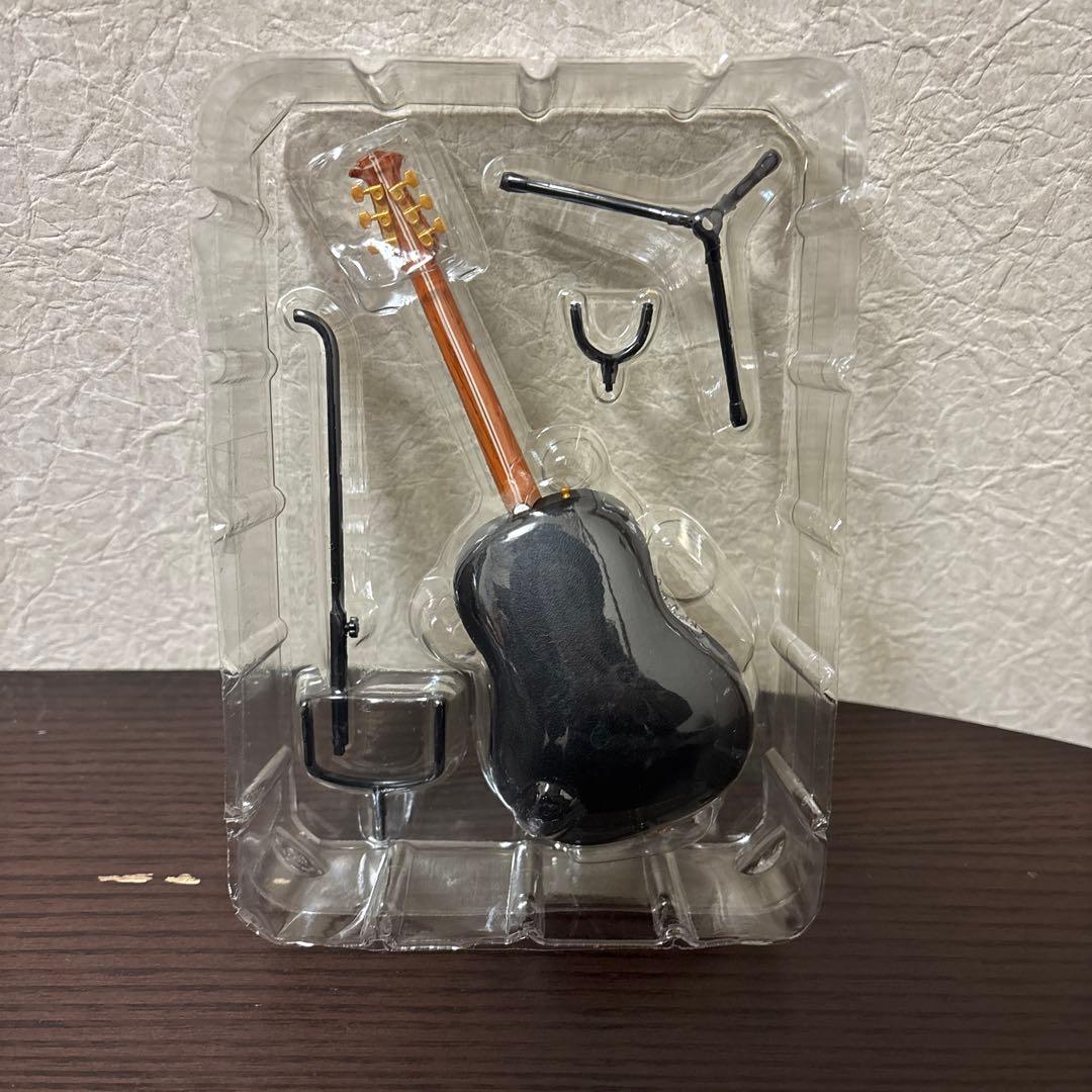 Ovation 1/8スケール フィギュア　オベーション ギター ノーマル7種