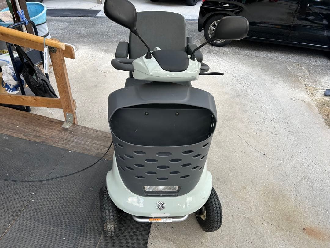 スズキ　セニアカー　ET4D ET4E シニアカー